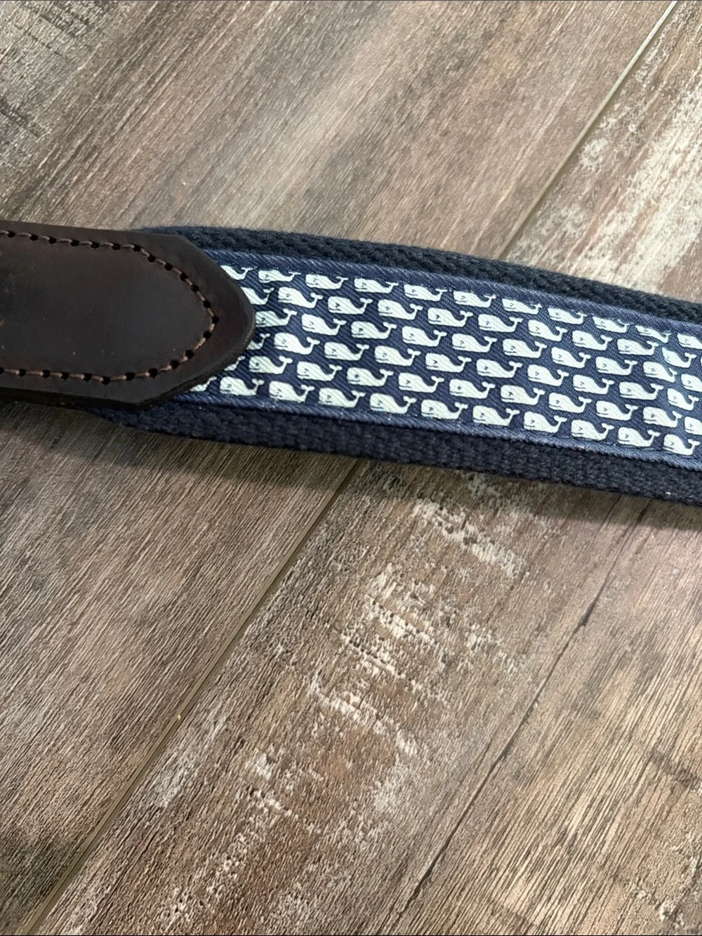 Vineyard Vines navy whale